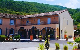 Hotel Restaurant Les Chataigniers